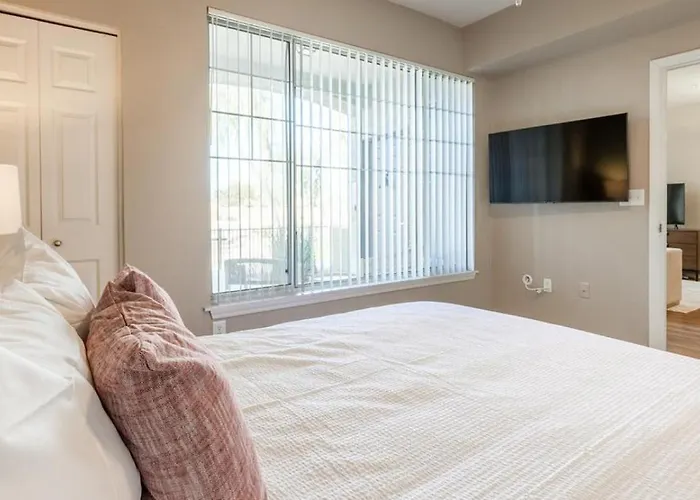 Landing Modern With Amazing Amenities