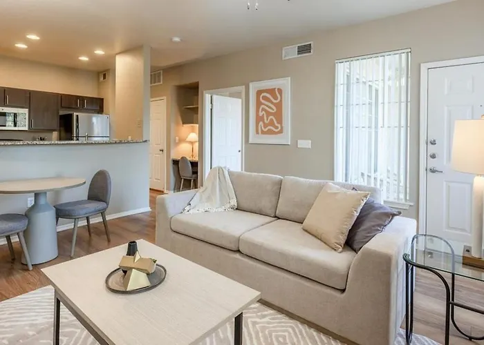 Landing Modern With Amazing Amenities Apartment